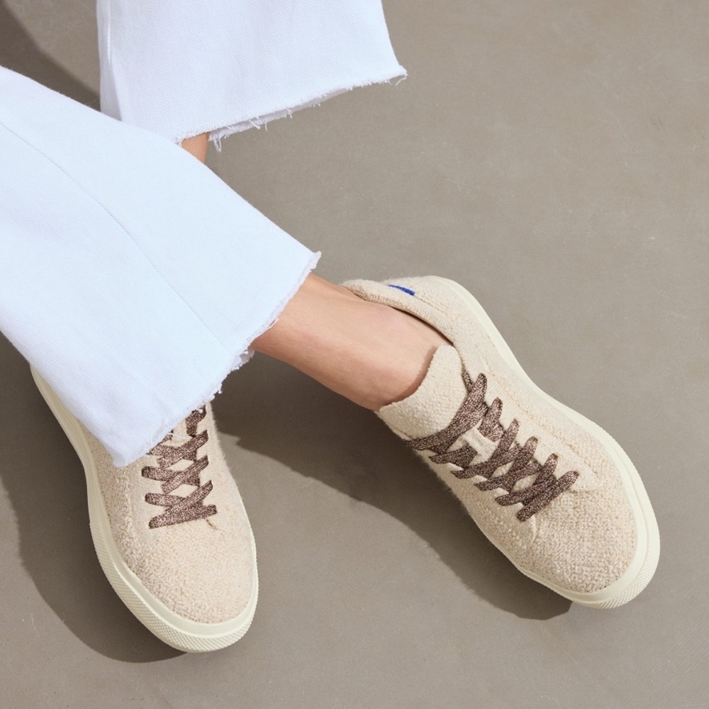Rothy’s Women’s RS02 Sneaker in Honeybun Bouclé Size 6.5 EUC
P